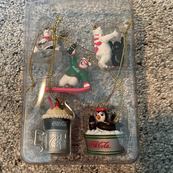 Vintage Coca Cola trim a tree collection - Picture 3 of 4